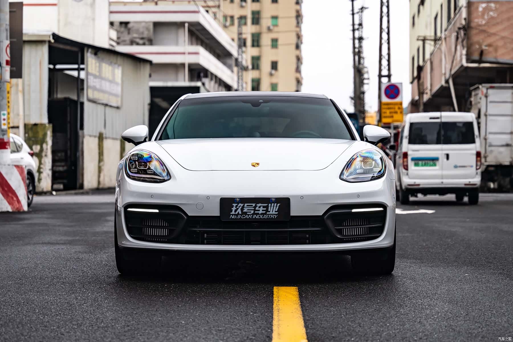 Porsche Panamera, 2024 2