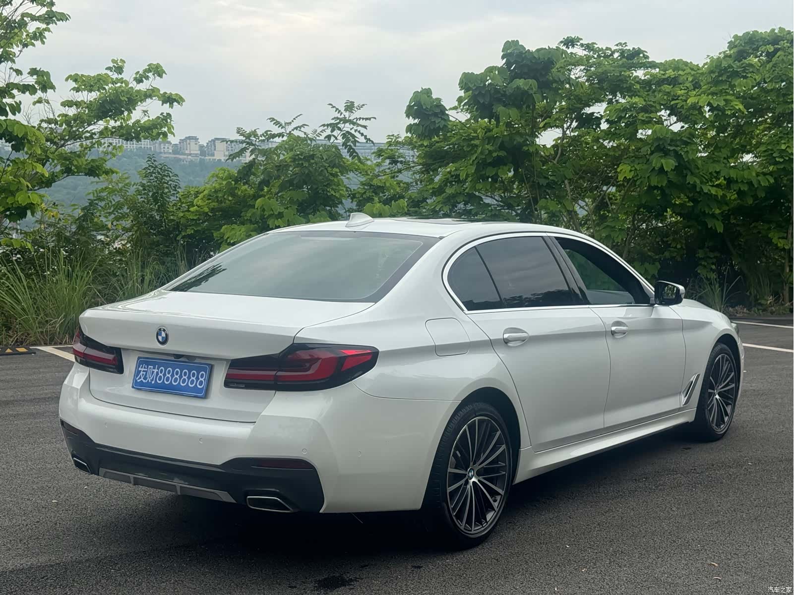 BMW 5 Series, 2021 3