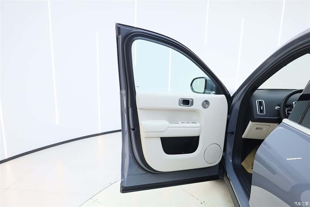 Li Auto L8, 2025 16