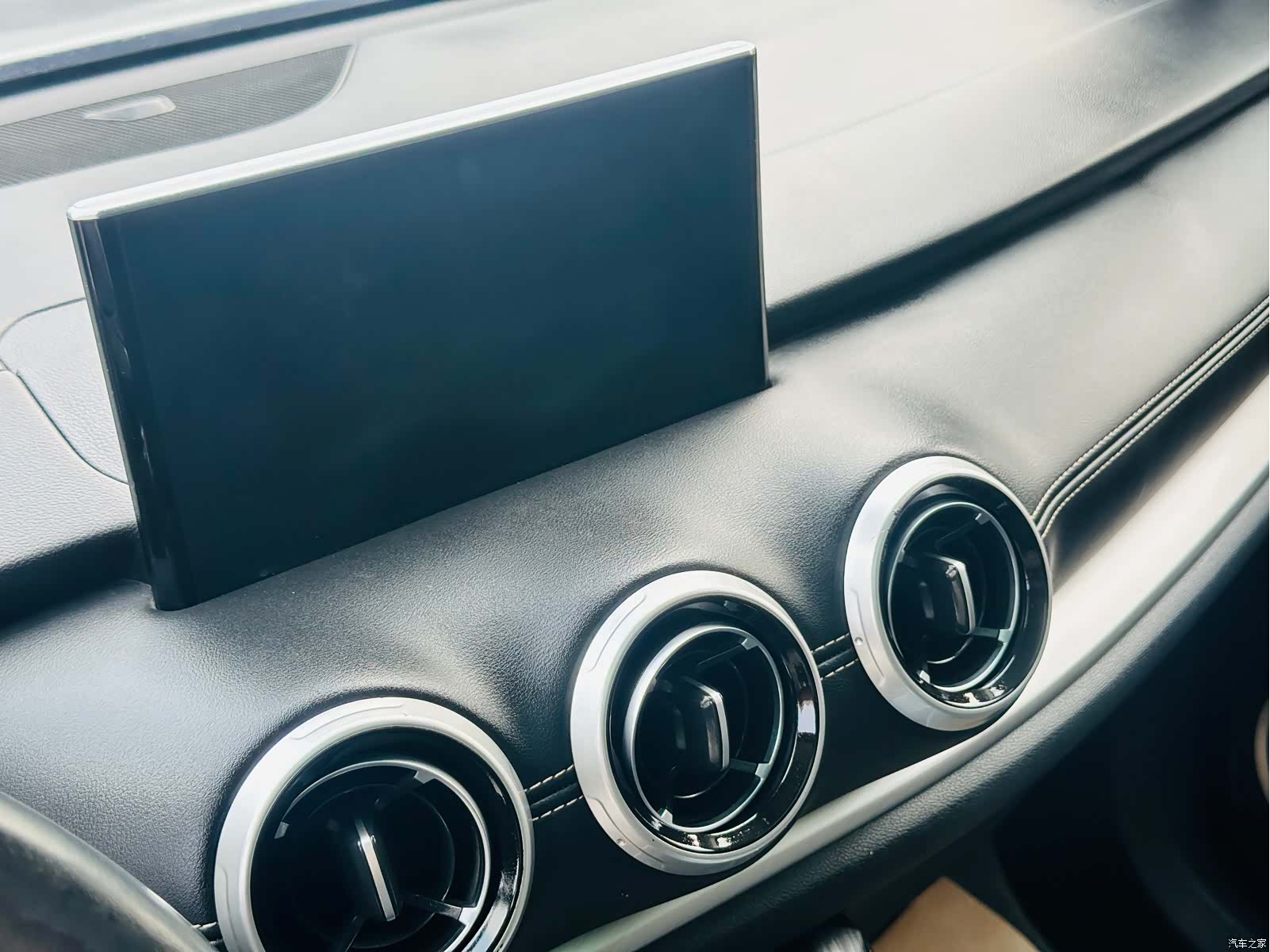 WEY VV6, 2019 27