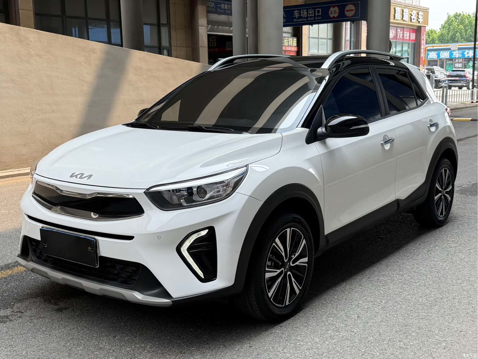 Kia KX1, 2022 1