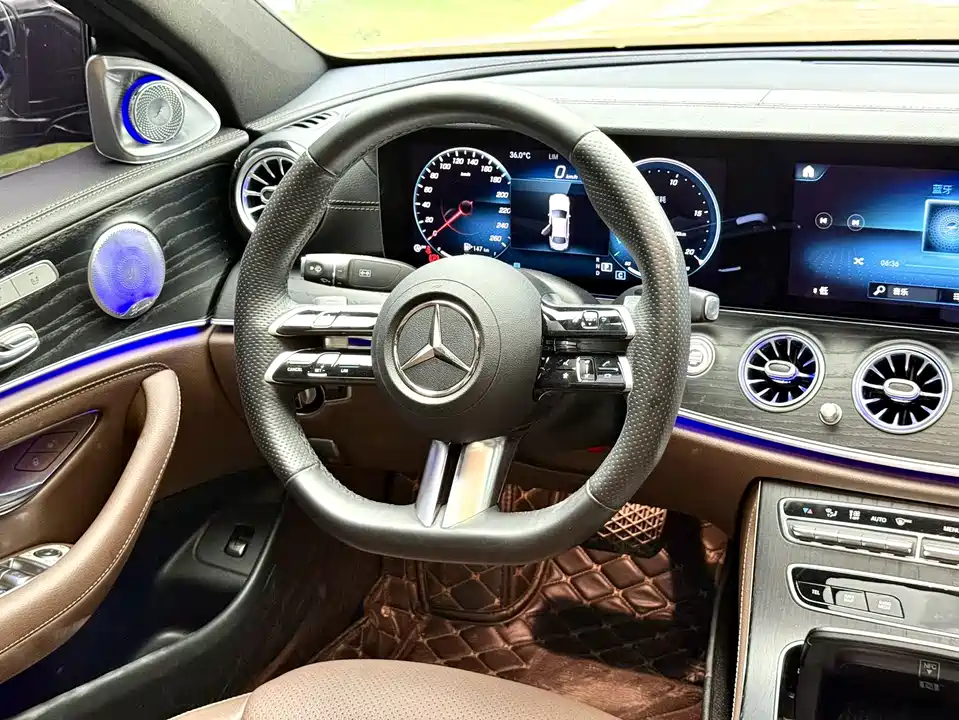 Mercedes-Benz E-class Mercedes-Benz E-class