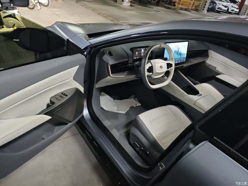 DongFeng eπ007, 2024 12