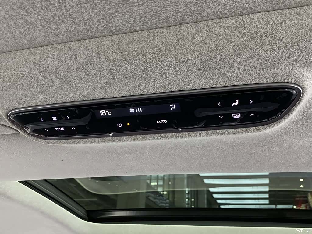 Buick Century, 2023 25