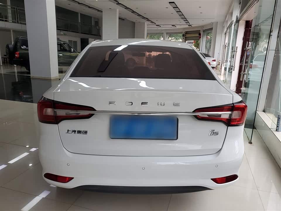 Roewe i5
