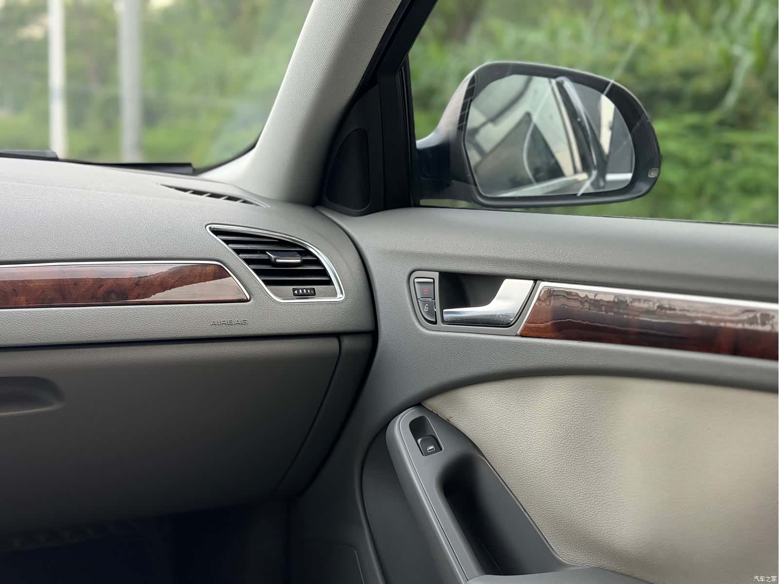 Audi A4L, 2010 19