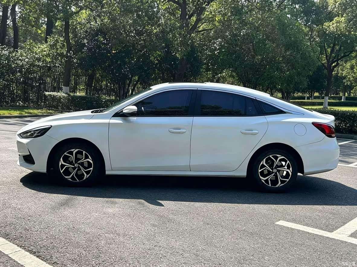 MG MG5, 2022 8