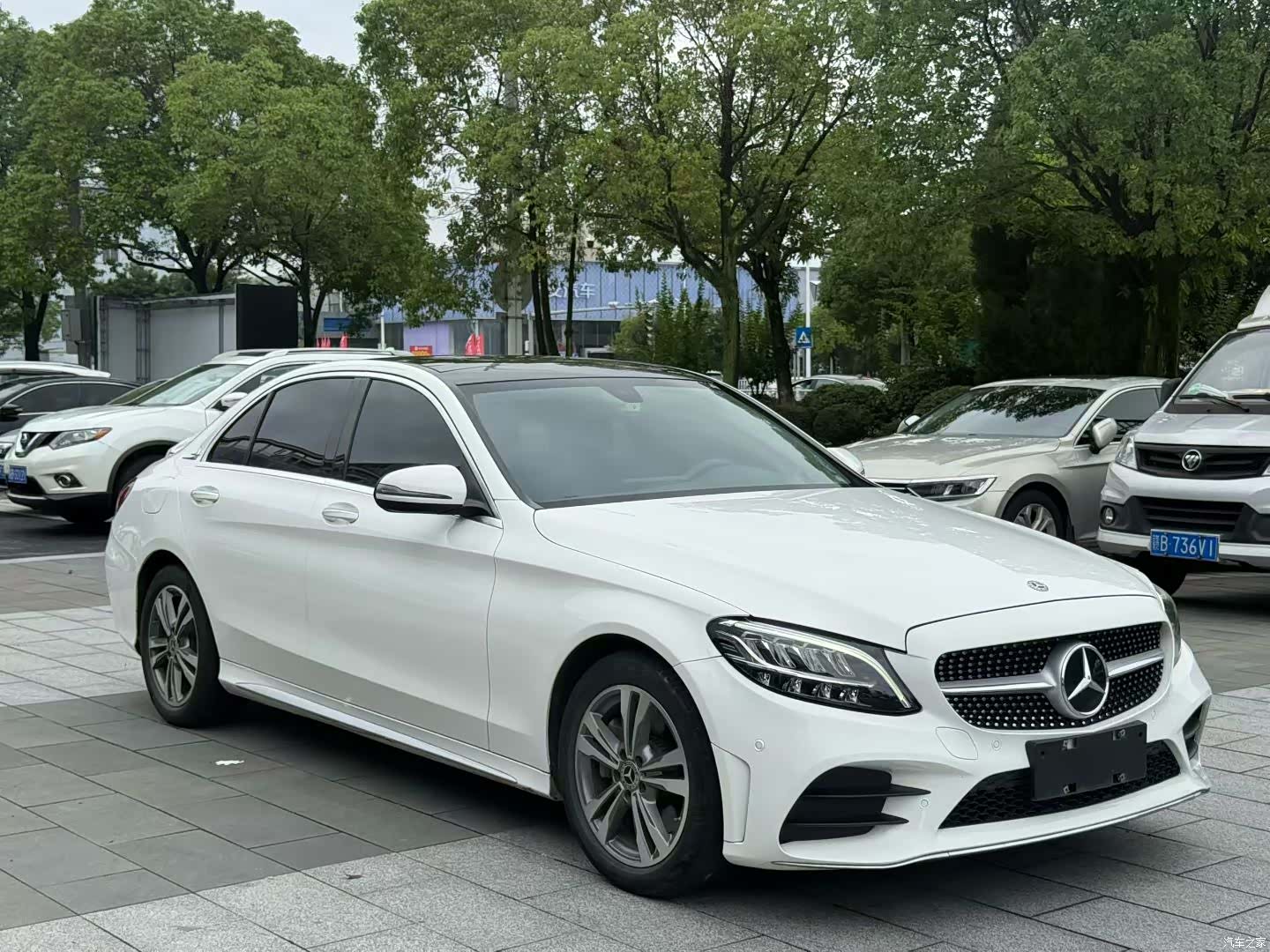 Mercedes-Benz C-Class, 2020 3