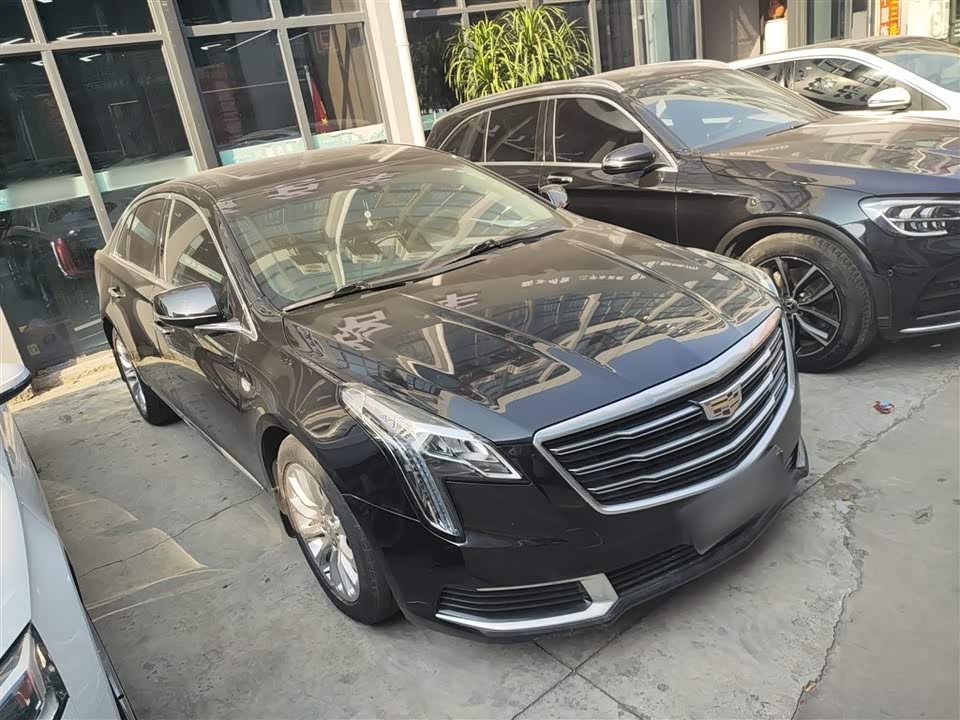 Cadillac XTS