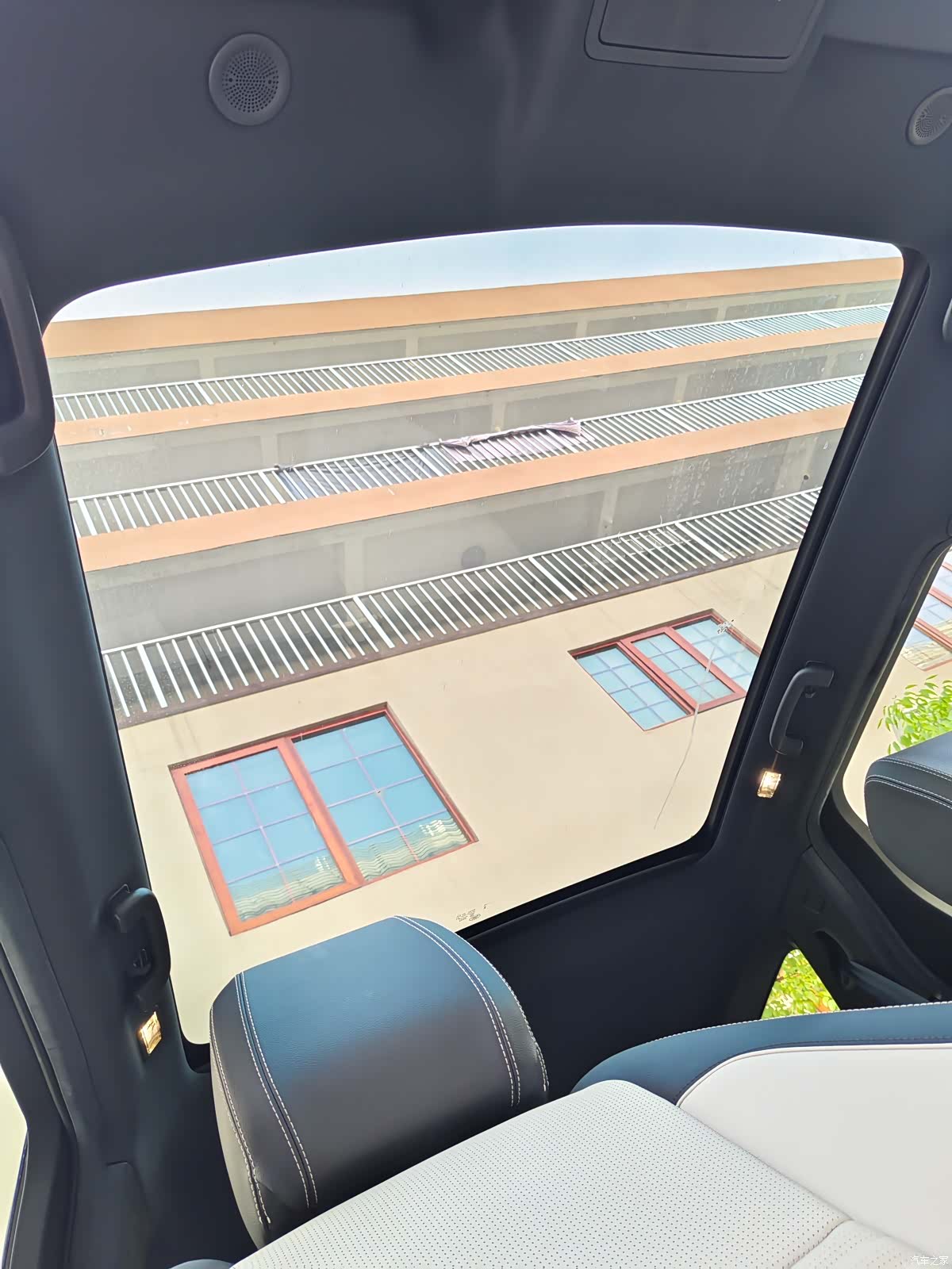Land Rover Discovery, 2023 19
