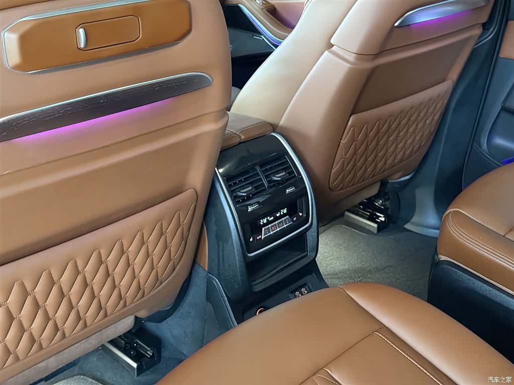 BMW X7, 2023 8