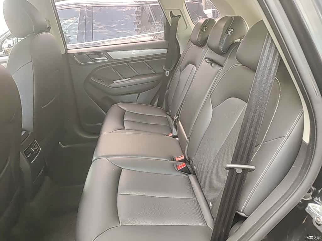 Roewe RX5, 2019 17