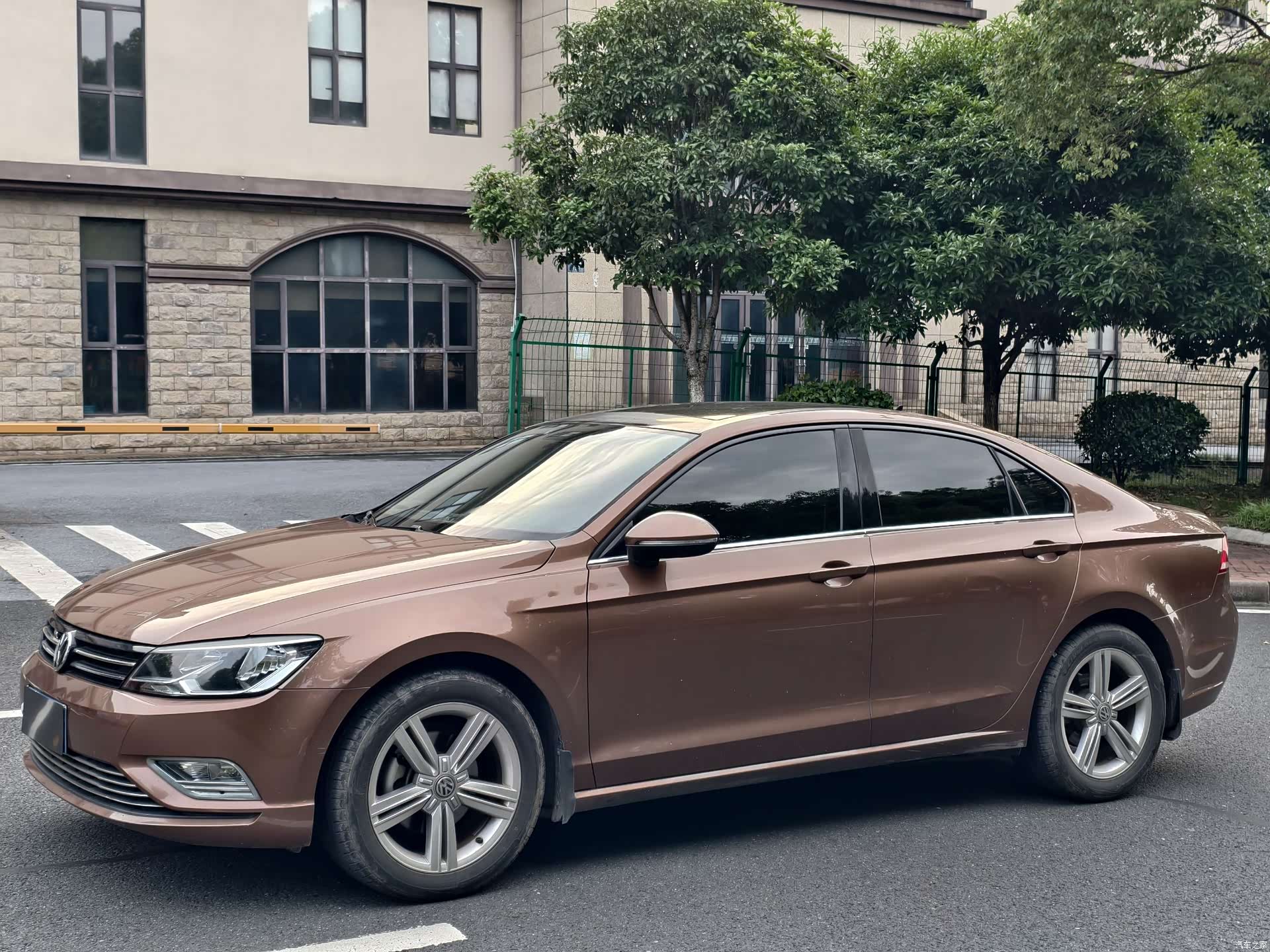 Volkswagen Lamando, 2016 1