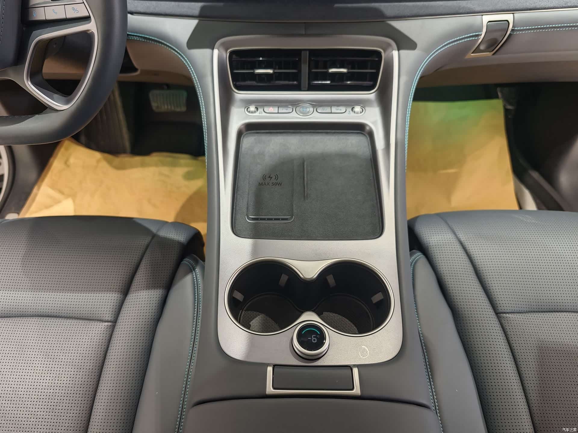 BYD HiAce, 2025 8