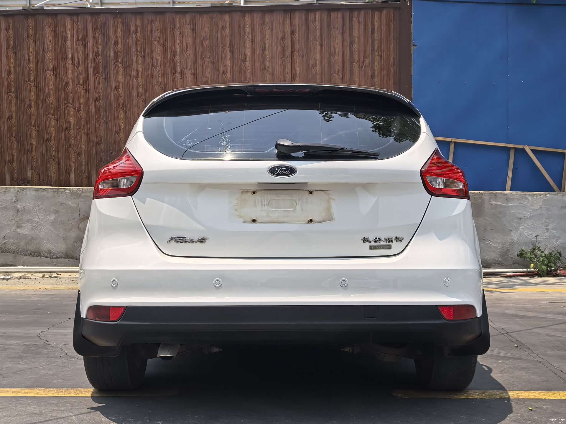 Ford Focus, 2015 9