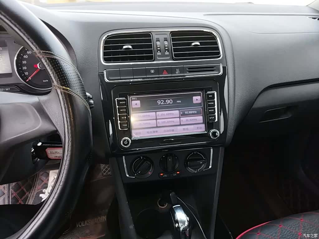 Volkswagen Polo, 2016 13