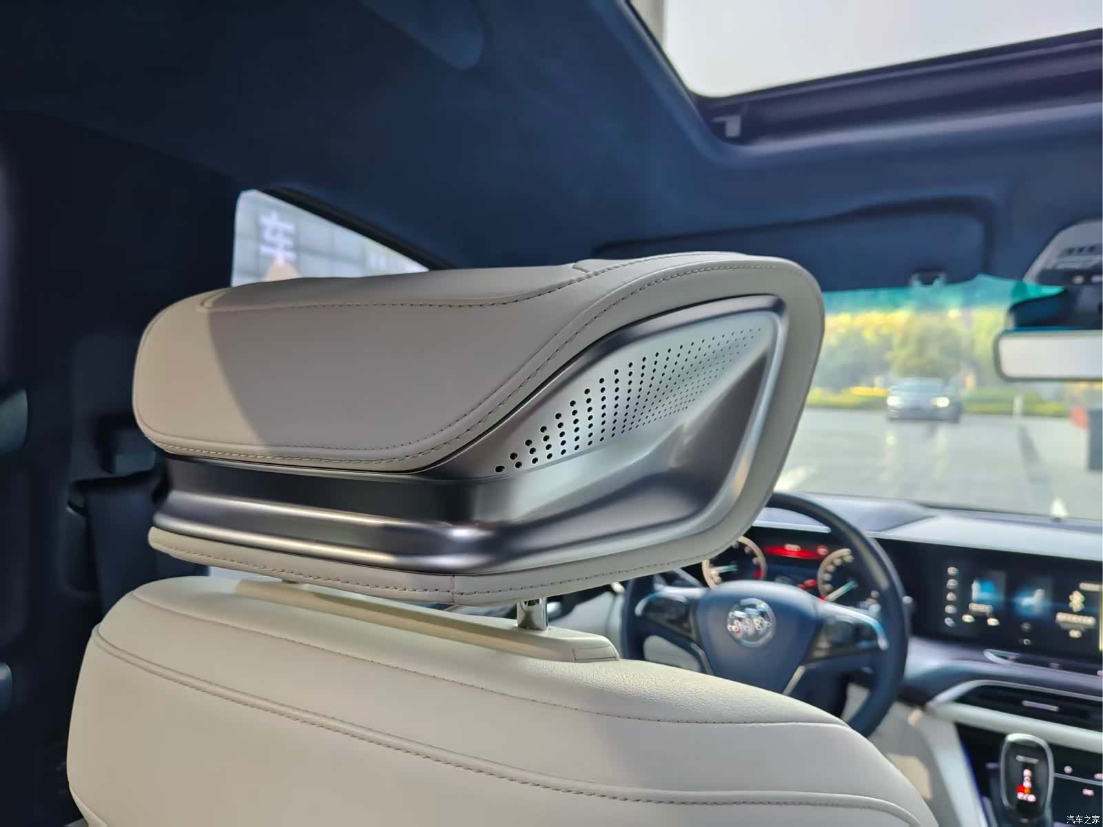 Buick GL8, 2020 30