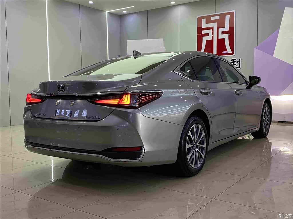Lexus ES, 2024 17