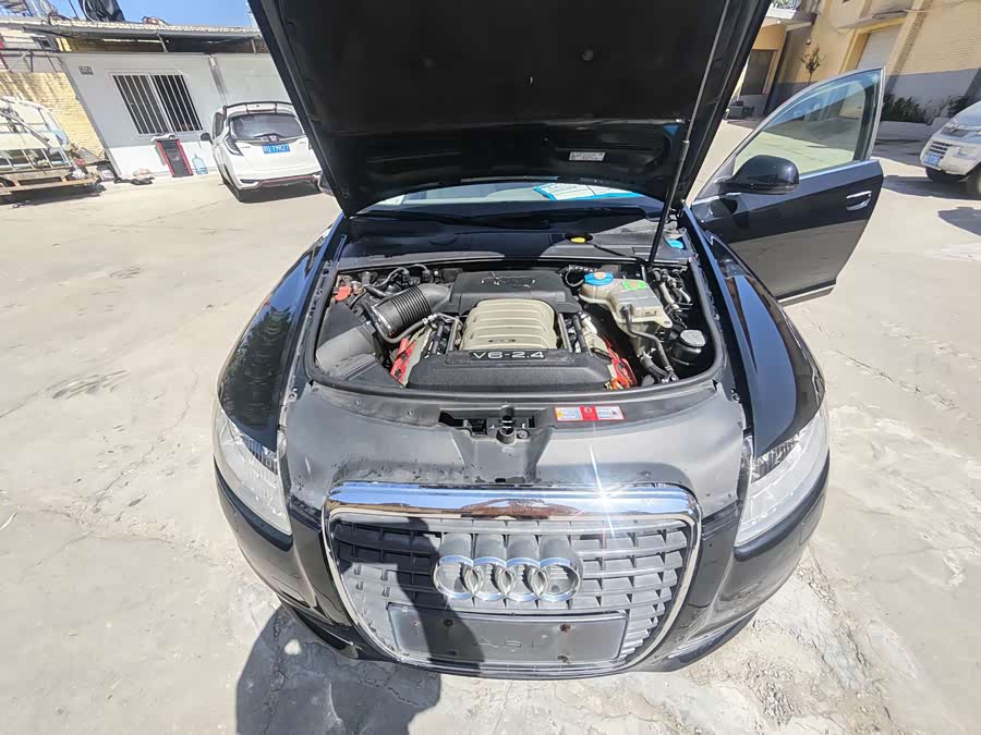 Audi A6L 2010, фото 13