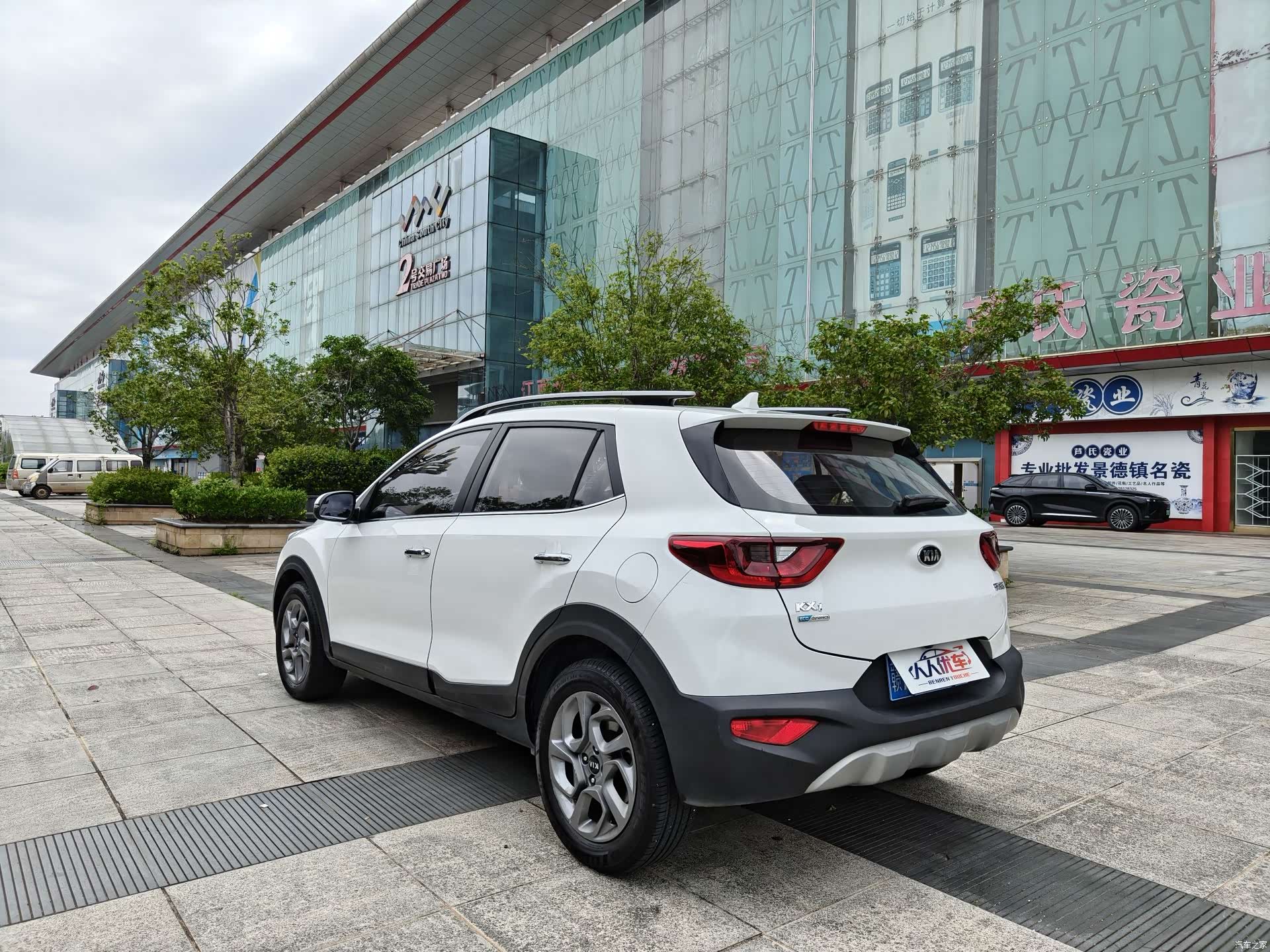 Kia KX1, 2019 4