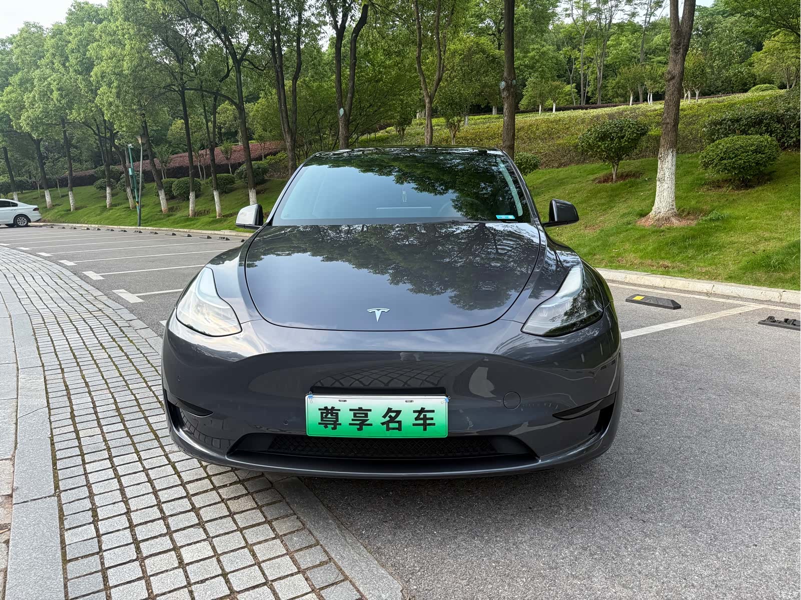 Tesla Model Y, 2022 2