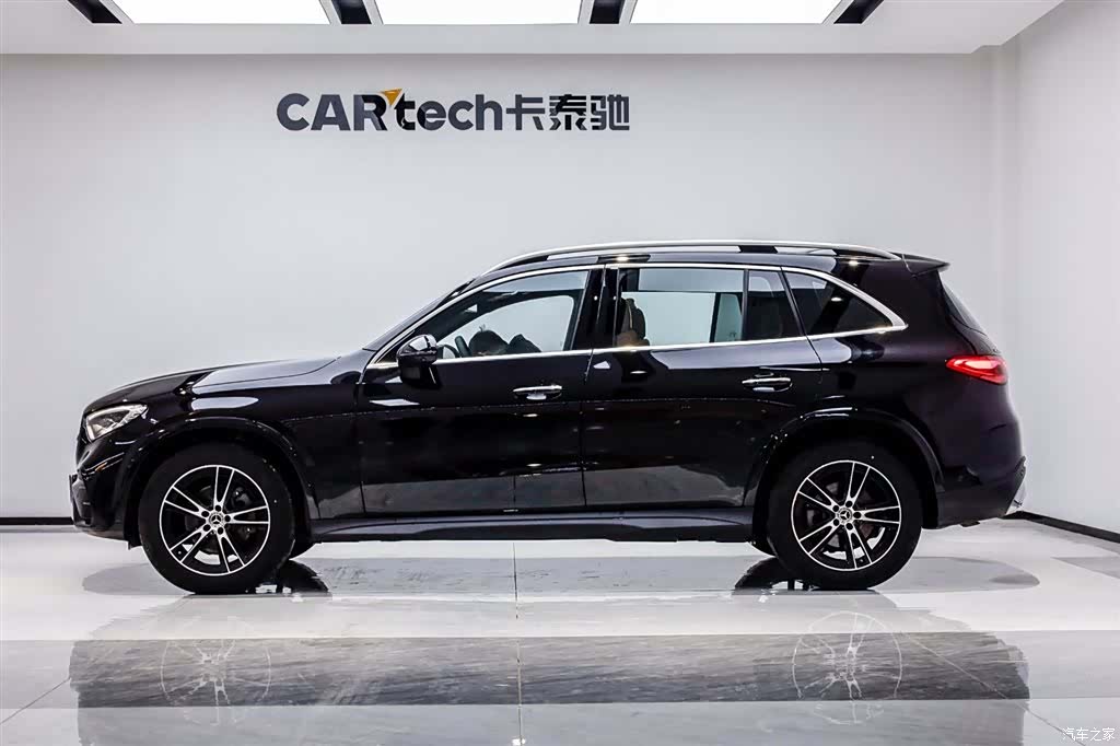 Mercedes-Benz GLC, 2025 3