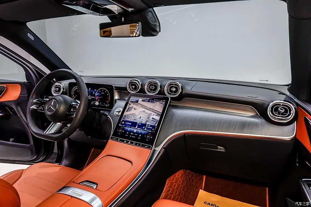 Mercedes-Benz GLC, 2025 13