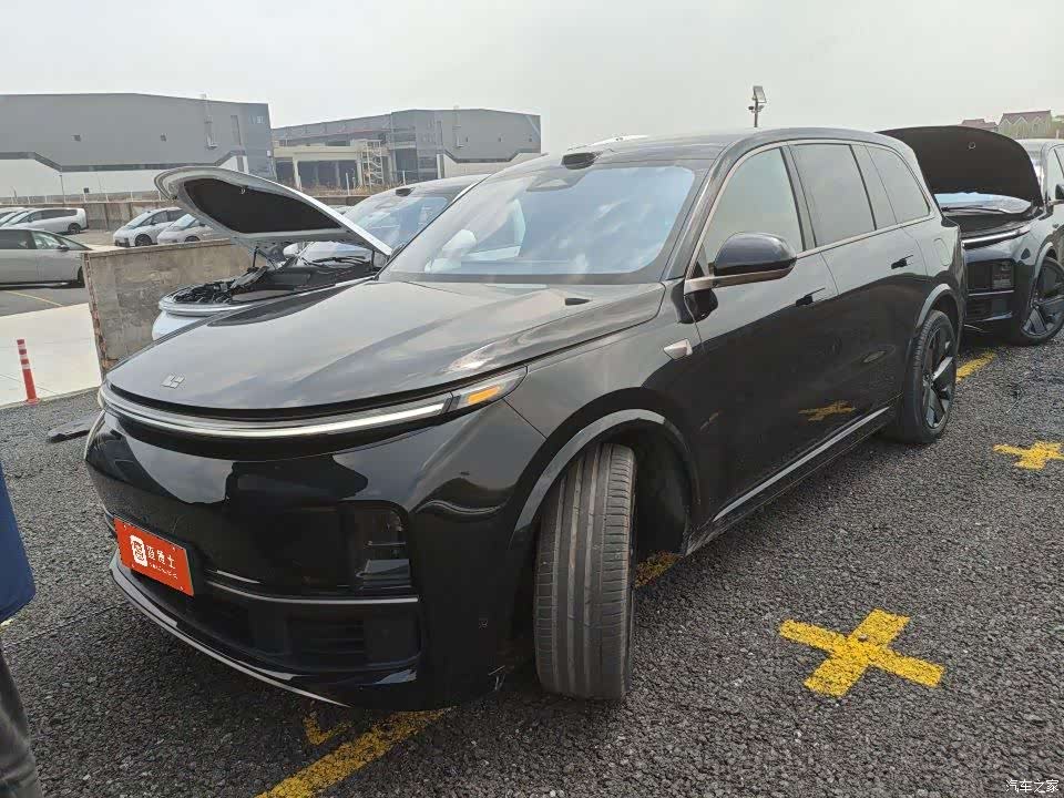 Li Auto L9, 2025 1