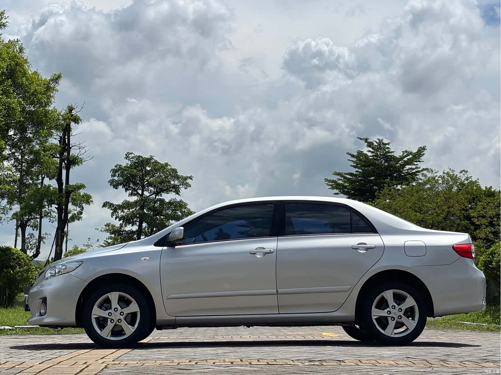 Toyota Corolla, 2013 8