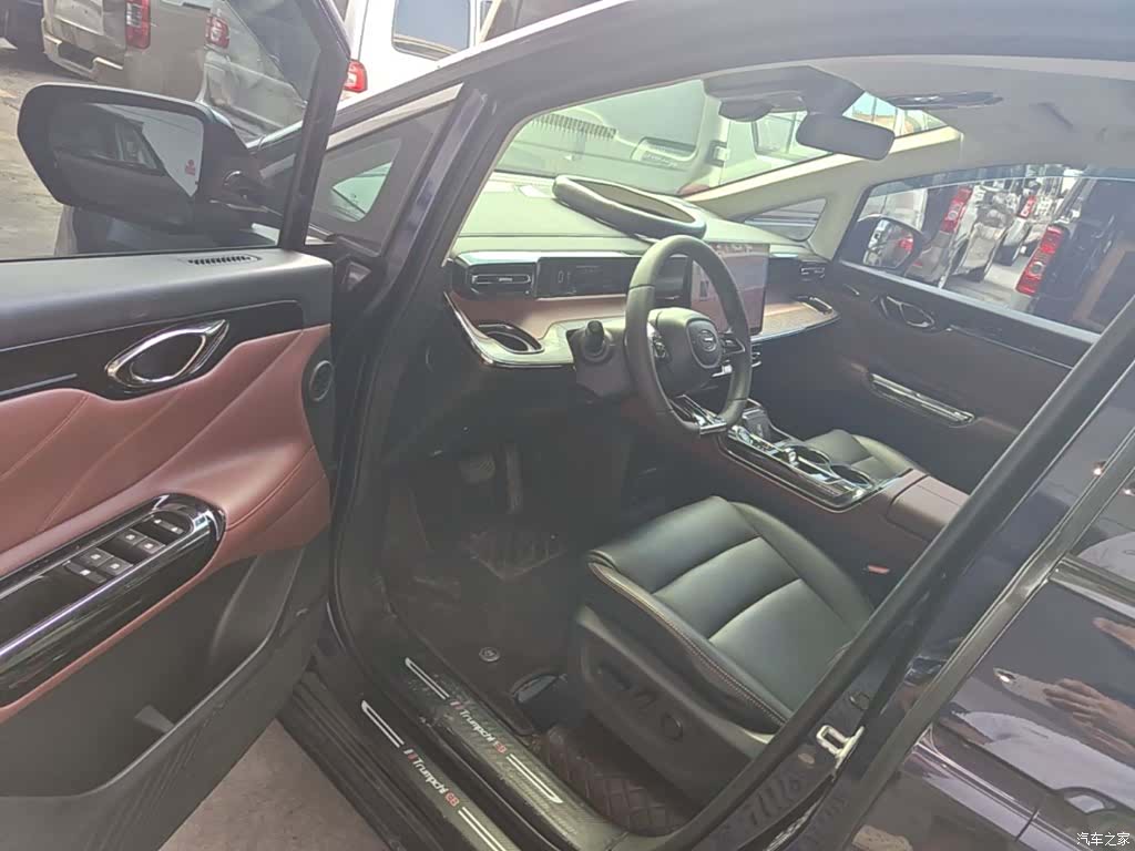 Trumpchi E8, 2024 16