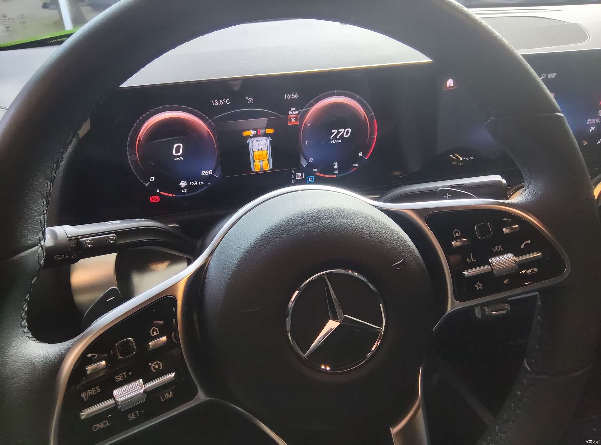 Mercedes-Benz GLB, 2022 11