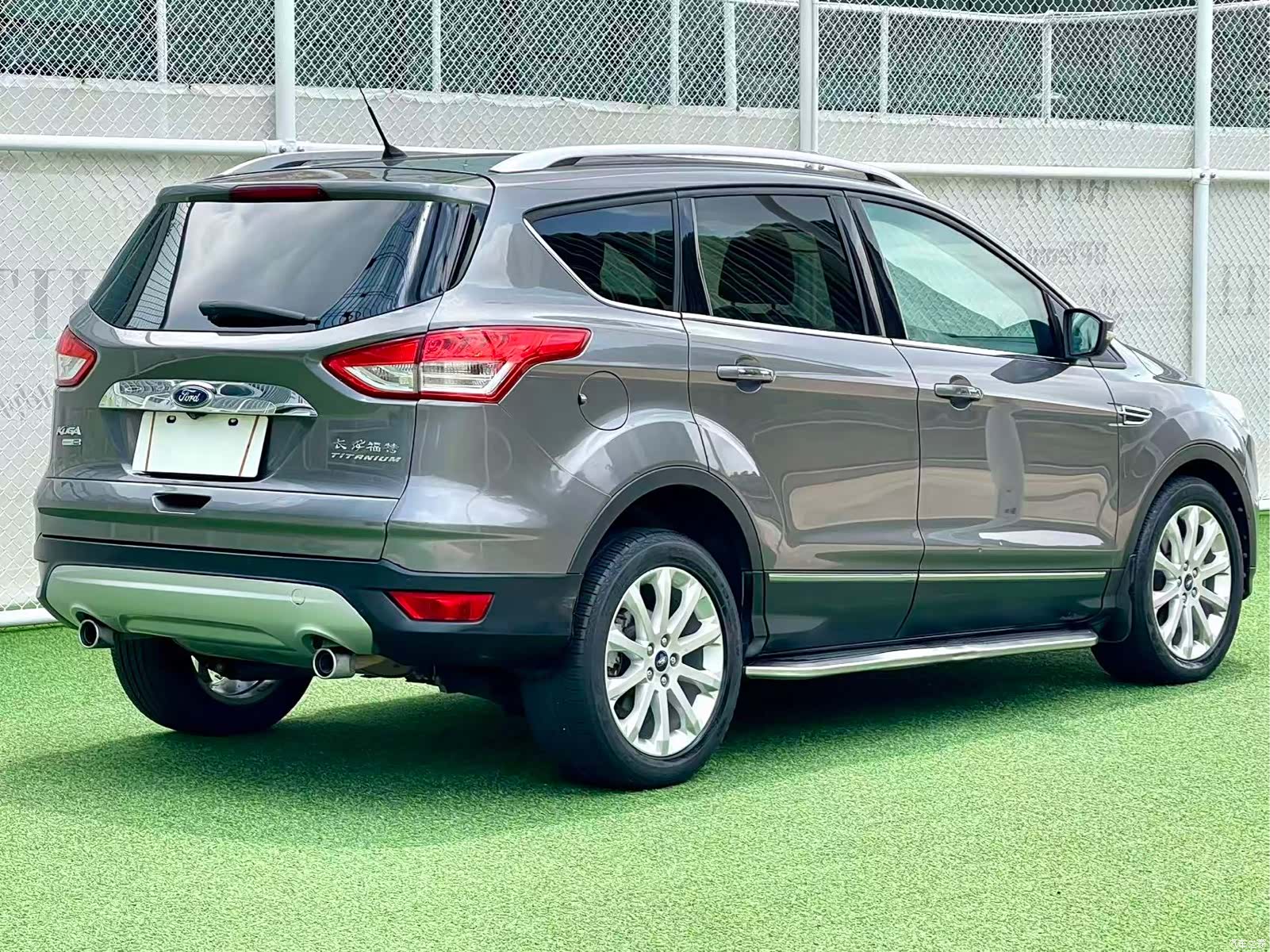 Ford Kuga, 2014 4