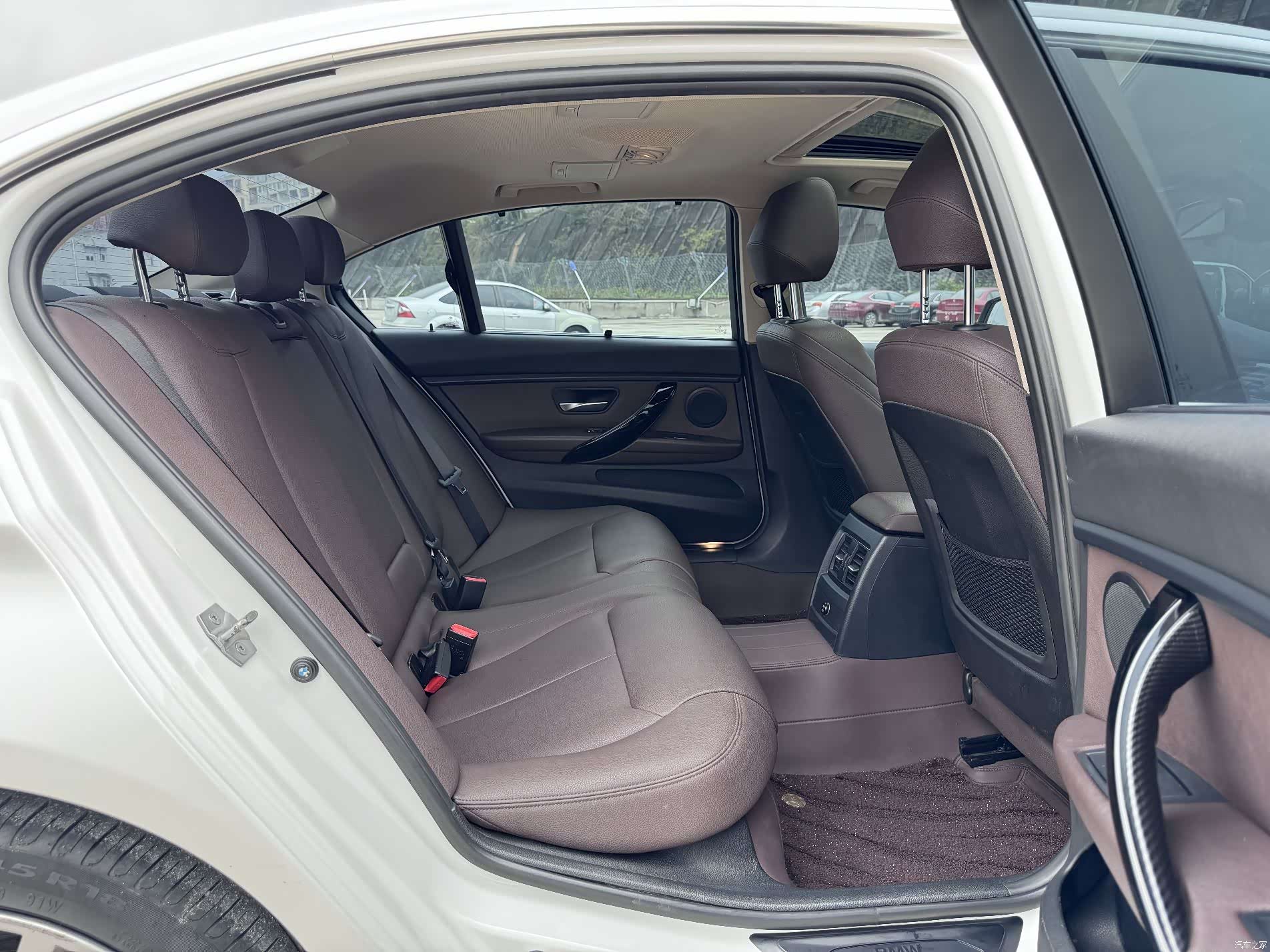 BMW 3 Series, 2018 14