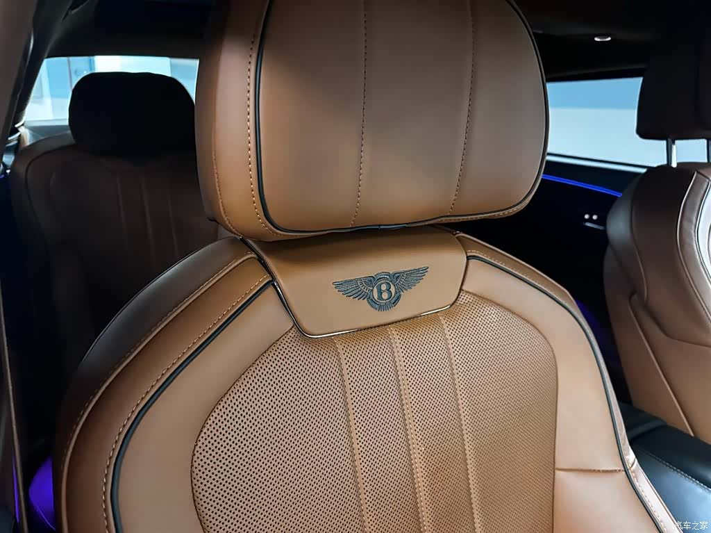 Bentley Flying Spur, 2020 10
