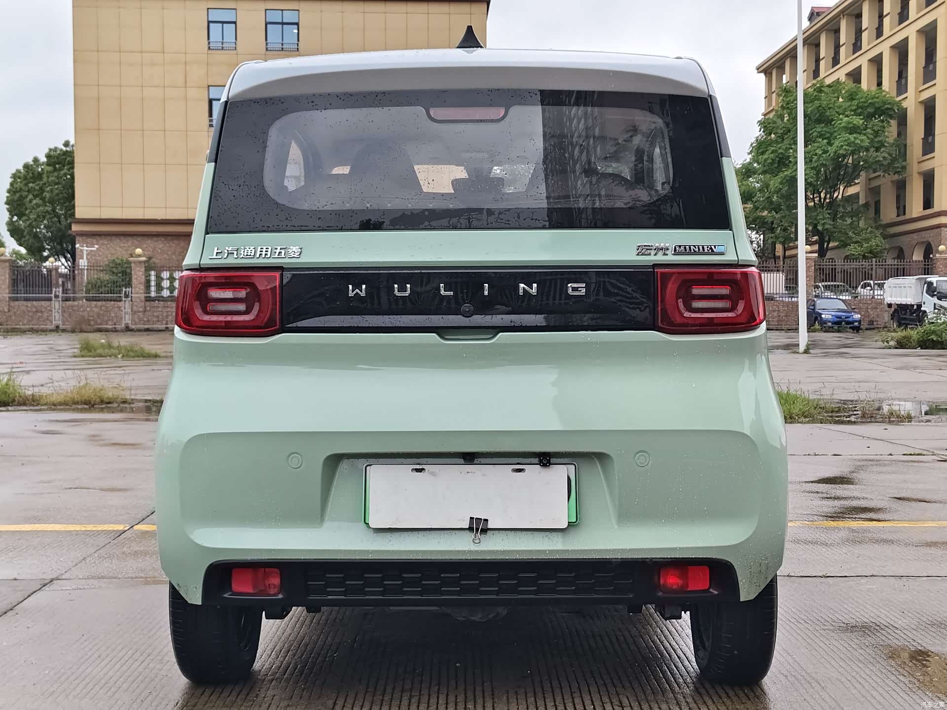 Wuling MINIEV, 2021 все фото