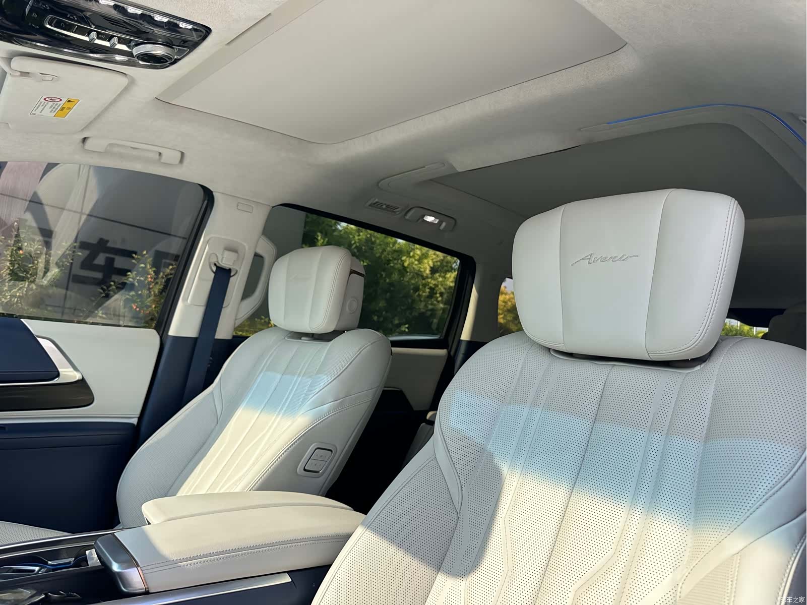 Buick Century, 2023 8