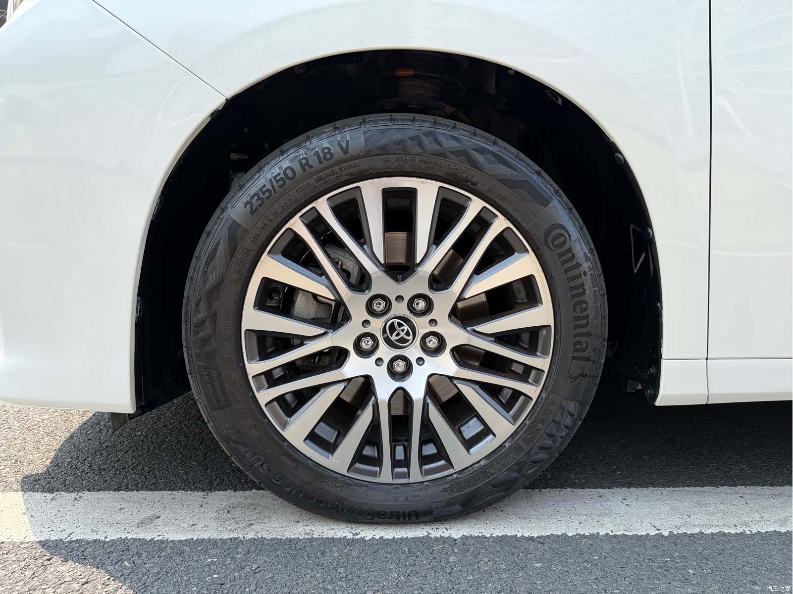 Toyota Alphard, 2017 9