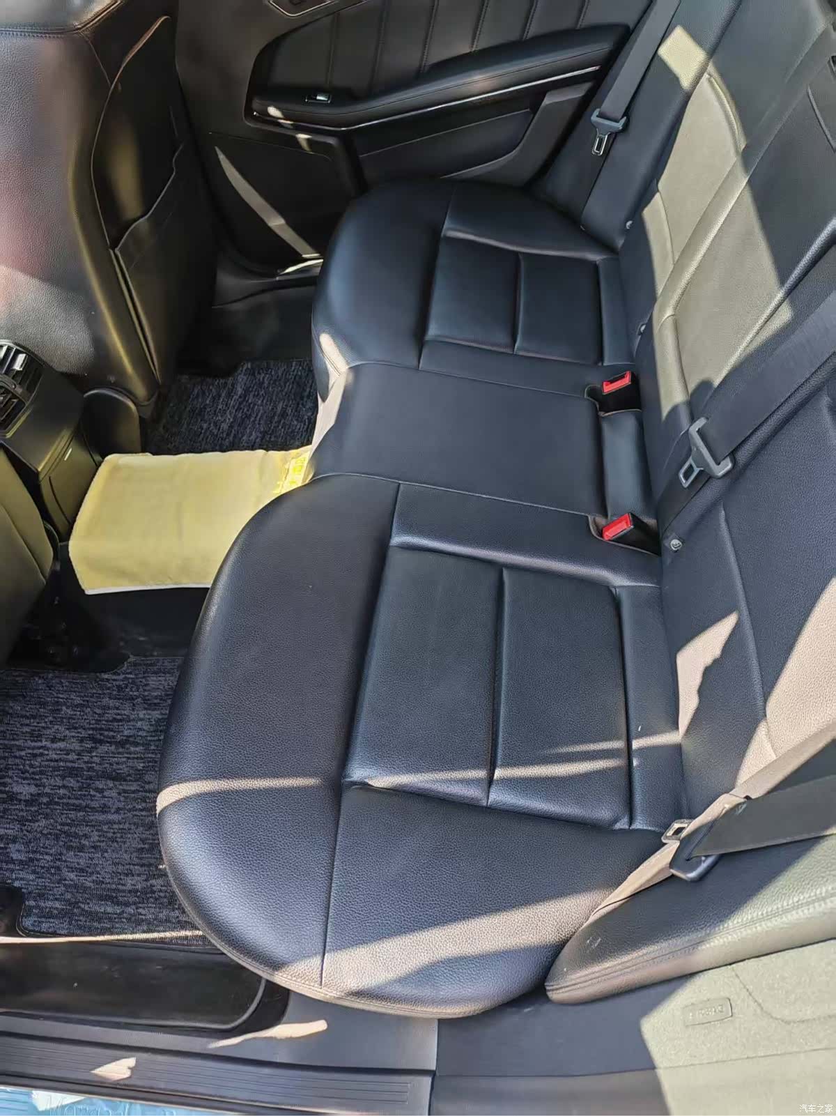 Mercedes-Benz E-Class, 2012 10