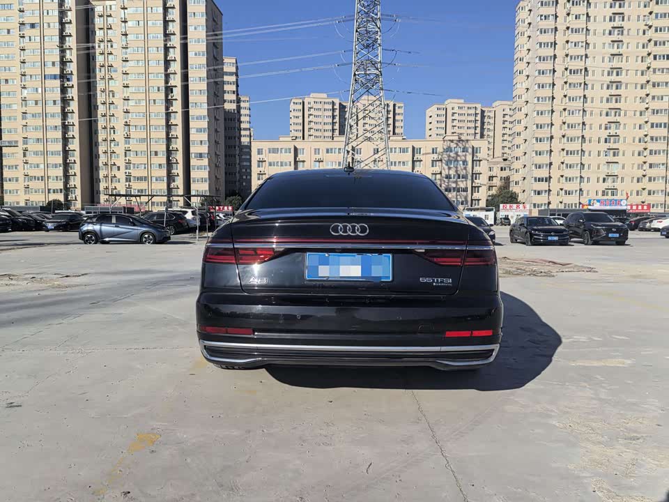 Audi A8