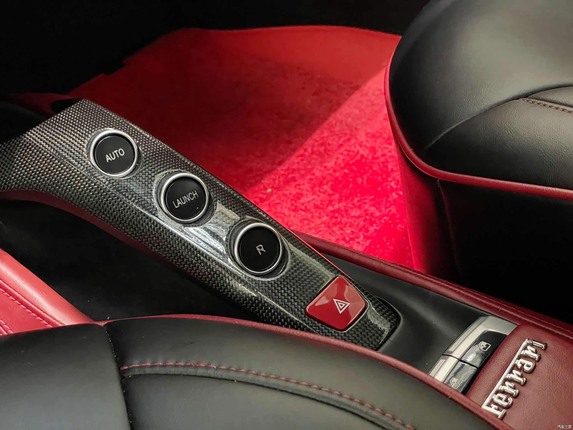 Ferrari 488, 2016 15