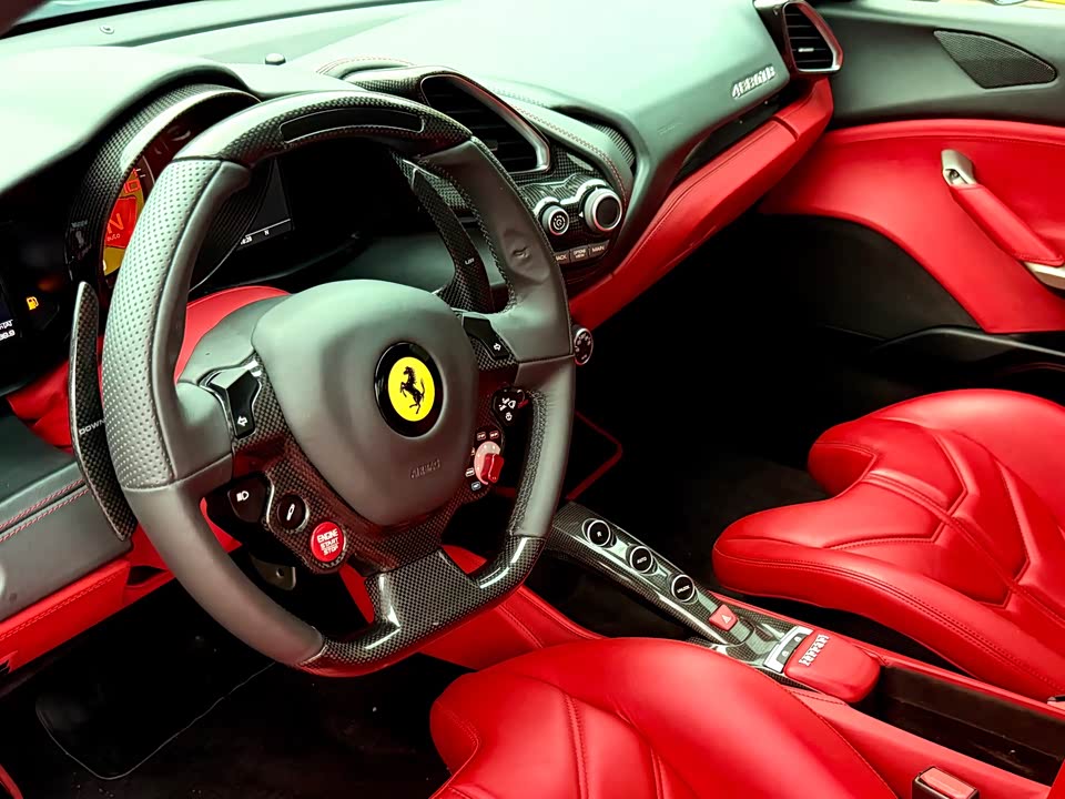 Ferrari 488