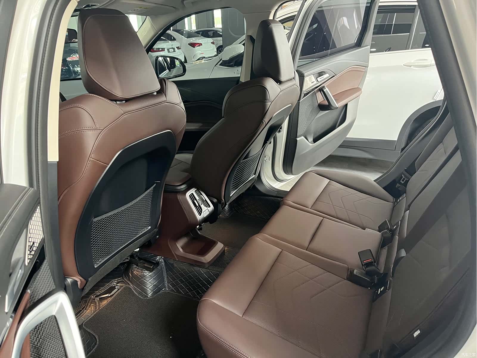 BMW X1, 2024 11