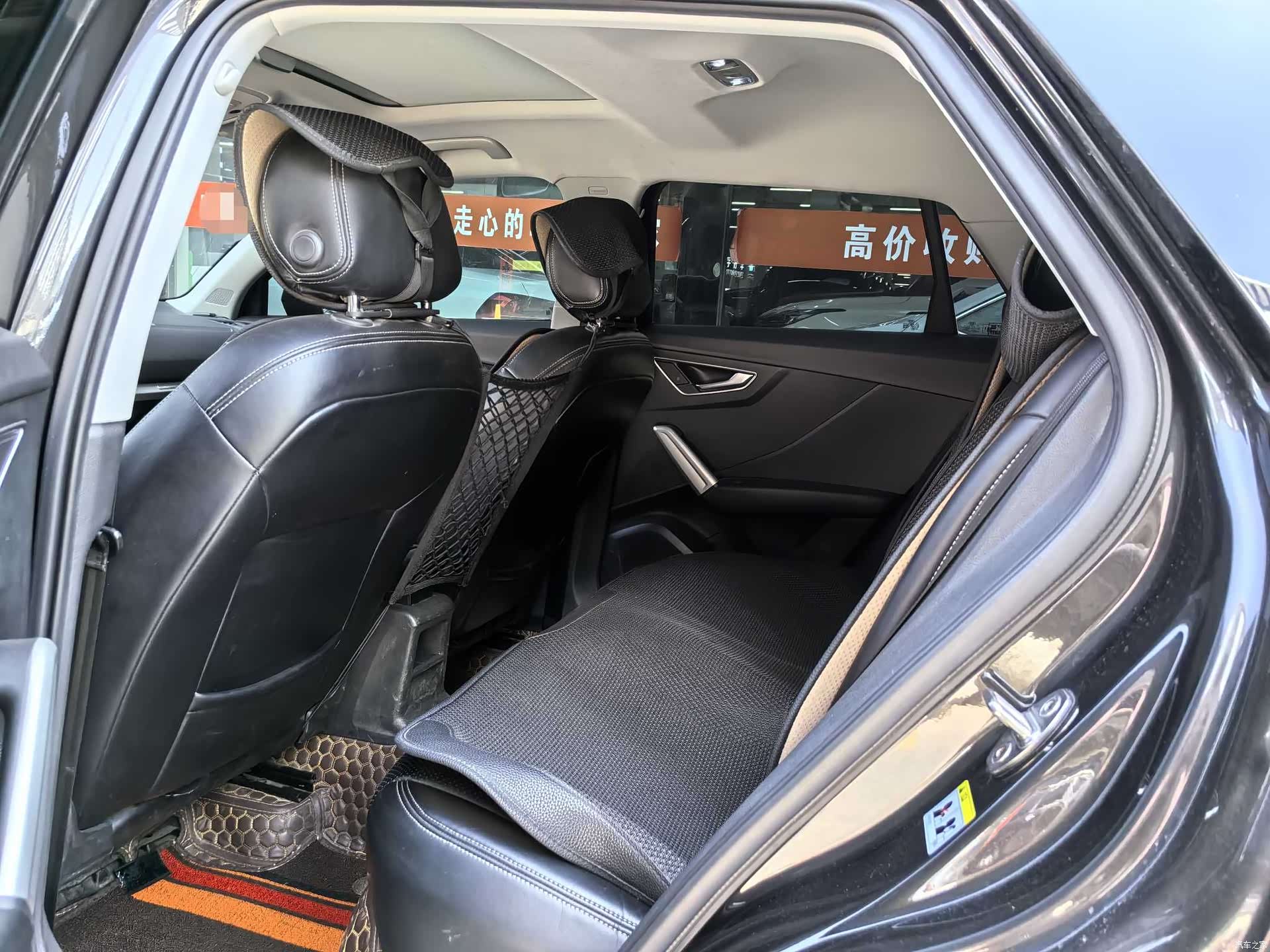Audi Q2L, 2021 10