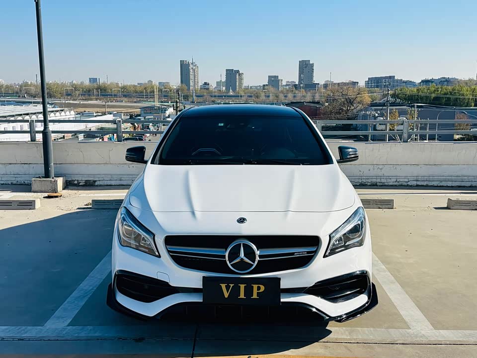 Mercedes-Benz CLA AMG