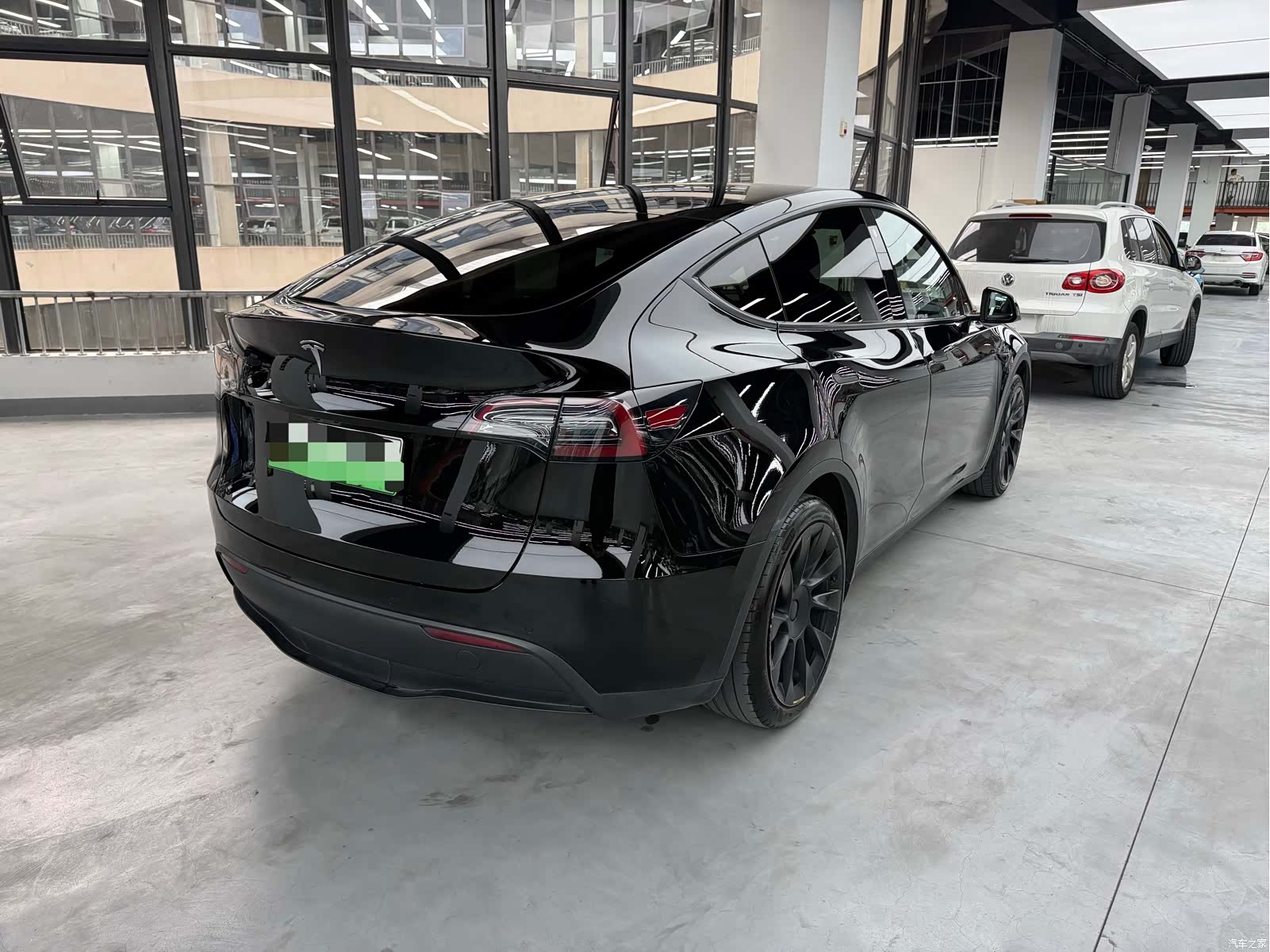 Tesla Model Y, 2021 15