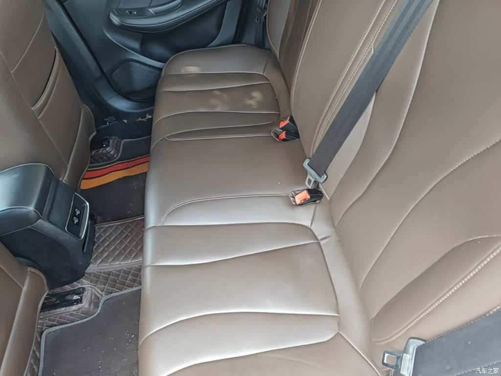 Roewe i5, 2020 17
