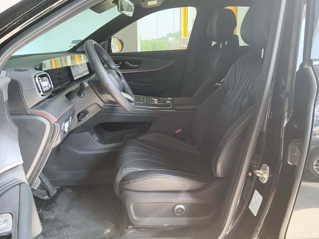 Chery Tiggo 9, 2025 15