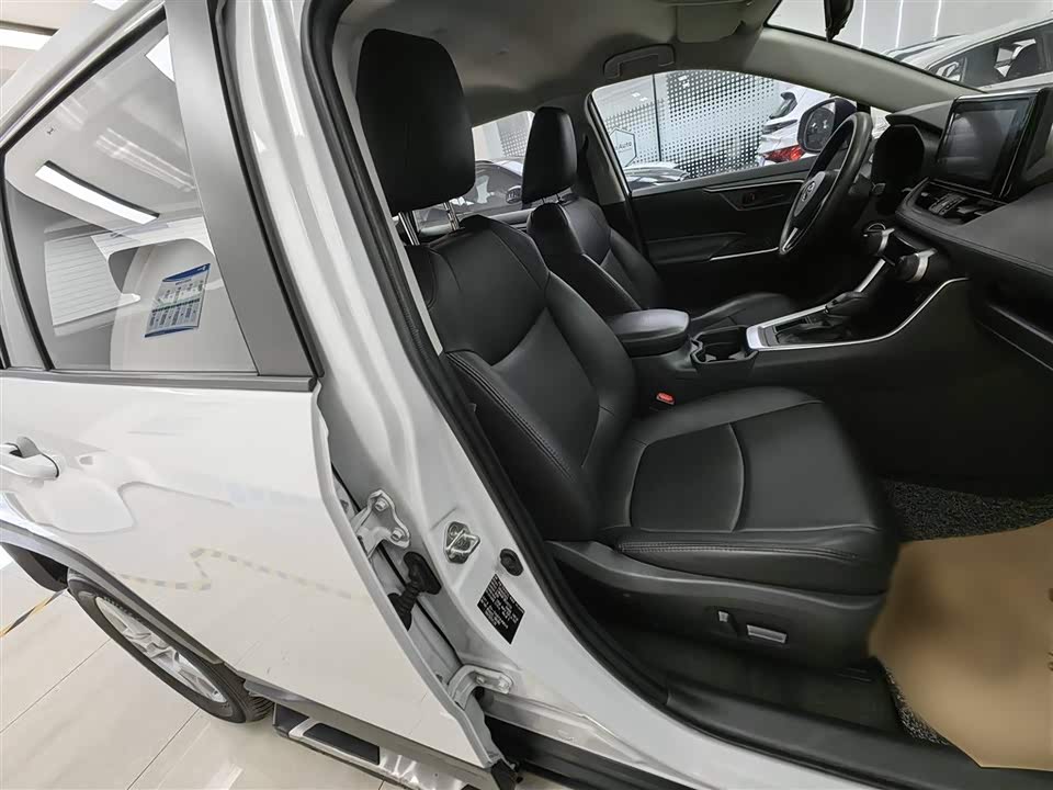 Toyota RAV4 Rongfang Toyota RAV4 Rongfang