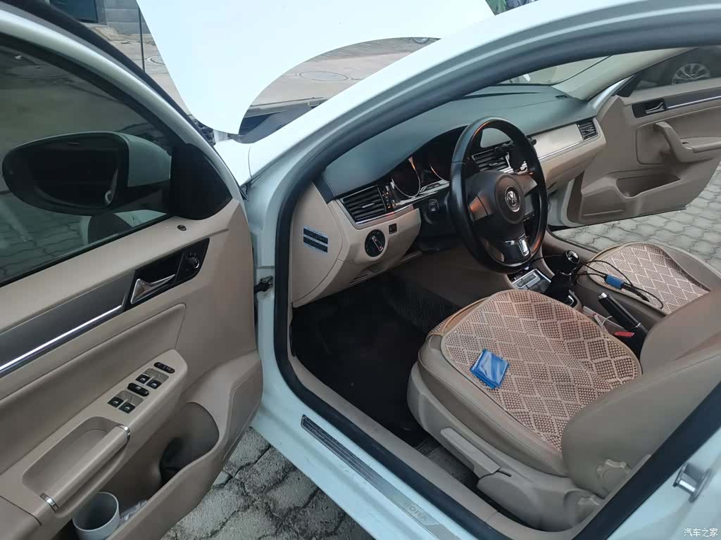 Volkswagen Bora, 2015 14