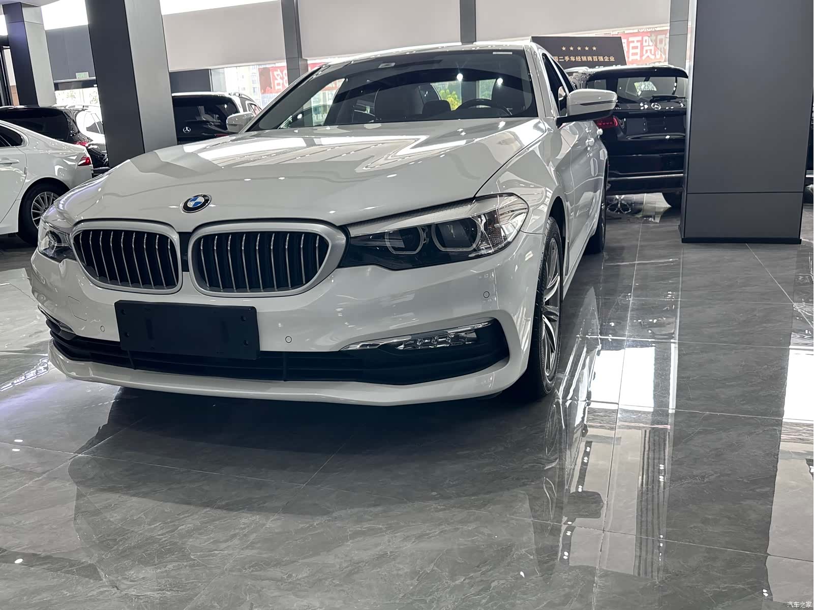 BMW 5 Series, 2018 1